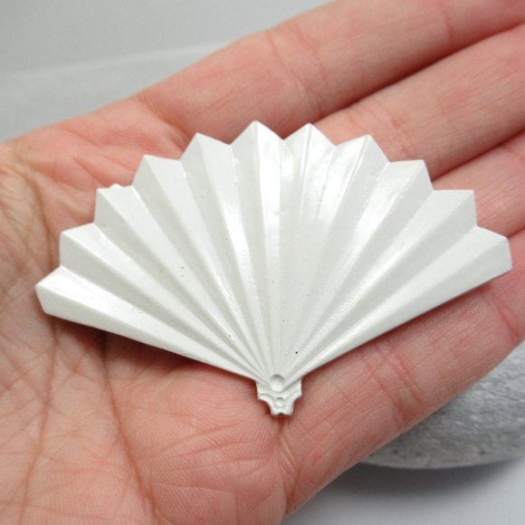 Vintage Jewelry - White Fan-Shaped Brooch